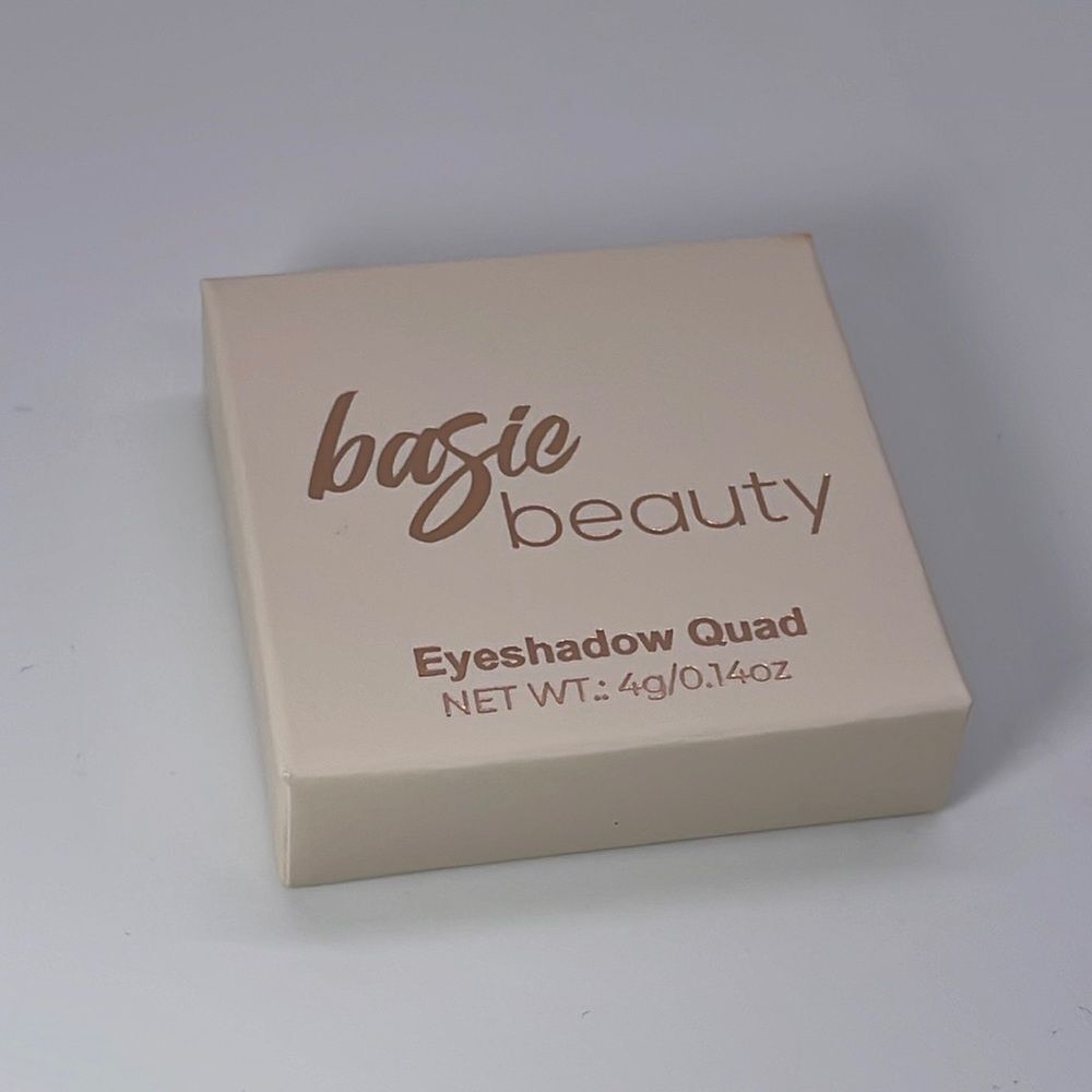 NIB BASIC BEAUTY Hot Cocoa Bomb Eyeshadow Quad - Picture 2 of 3